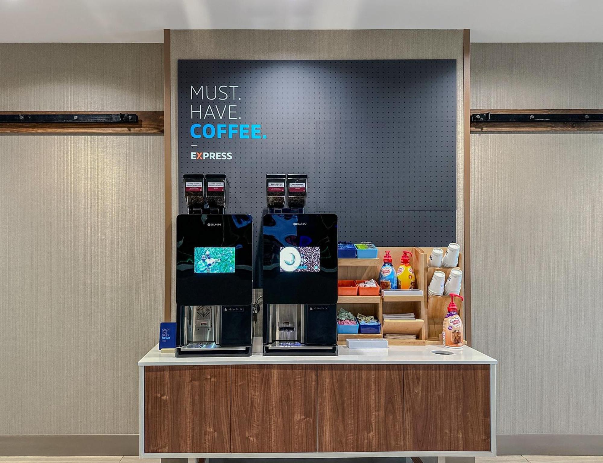 Holiday Inn Express Fremont By Ihg Exterior foto
